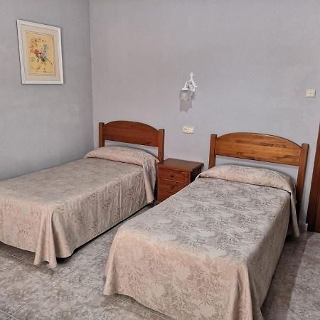 Hostal Pension Rosada Santafé Екстериор снимка