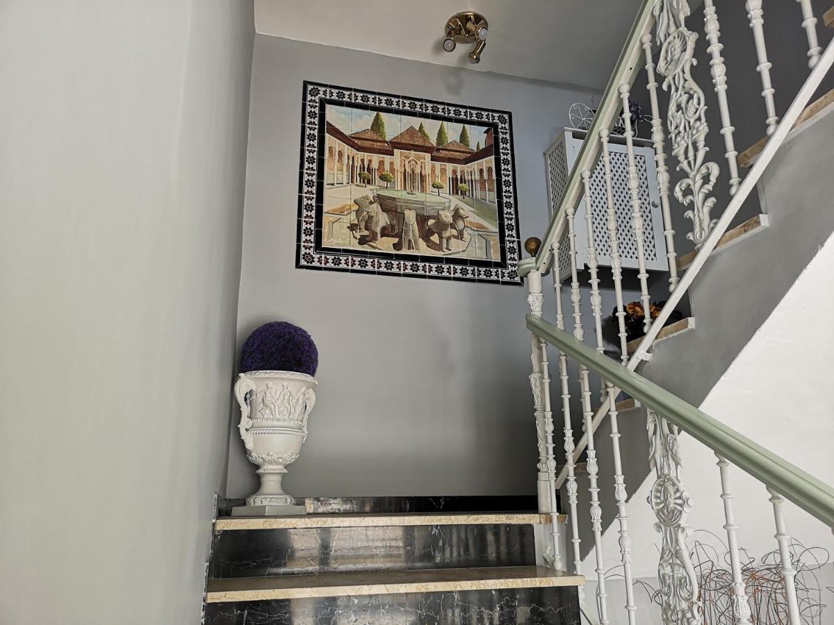 Hostal Pension Rosada Santafé Екстериор снимка